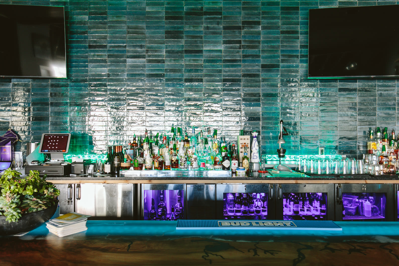 Inside Iggy's Seaside Bar